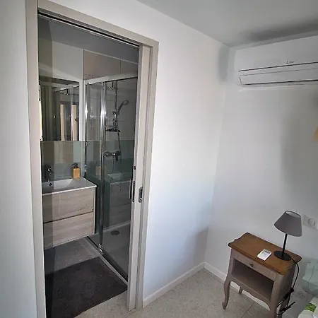 Rez De Aspretto Lazaret 4*