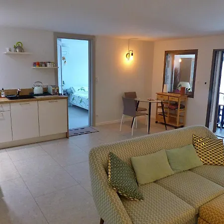 Rez De Aspretto Lazaret Guest house 4*